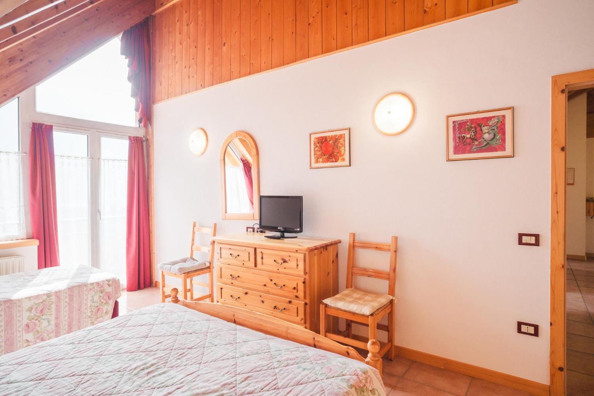 Residence Al Caminetto Мольвено Экстерьер фото
