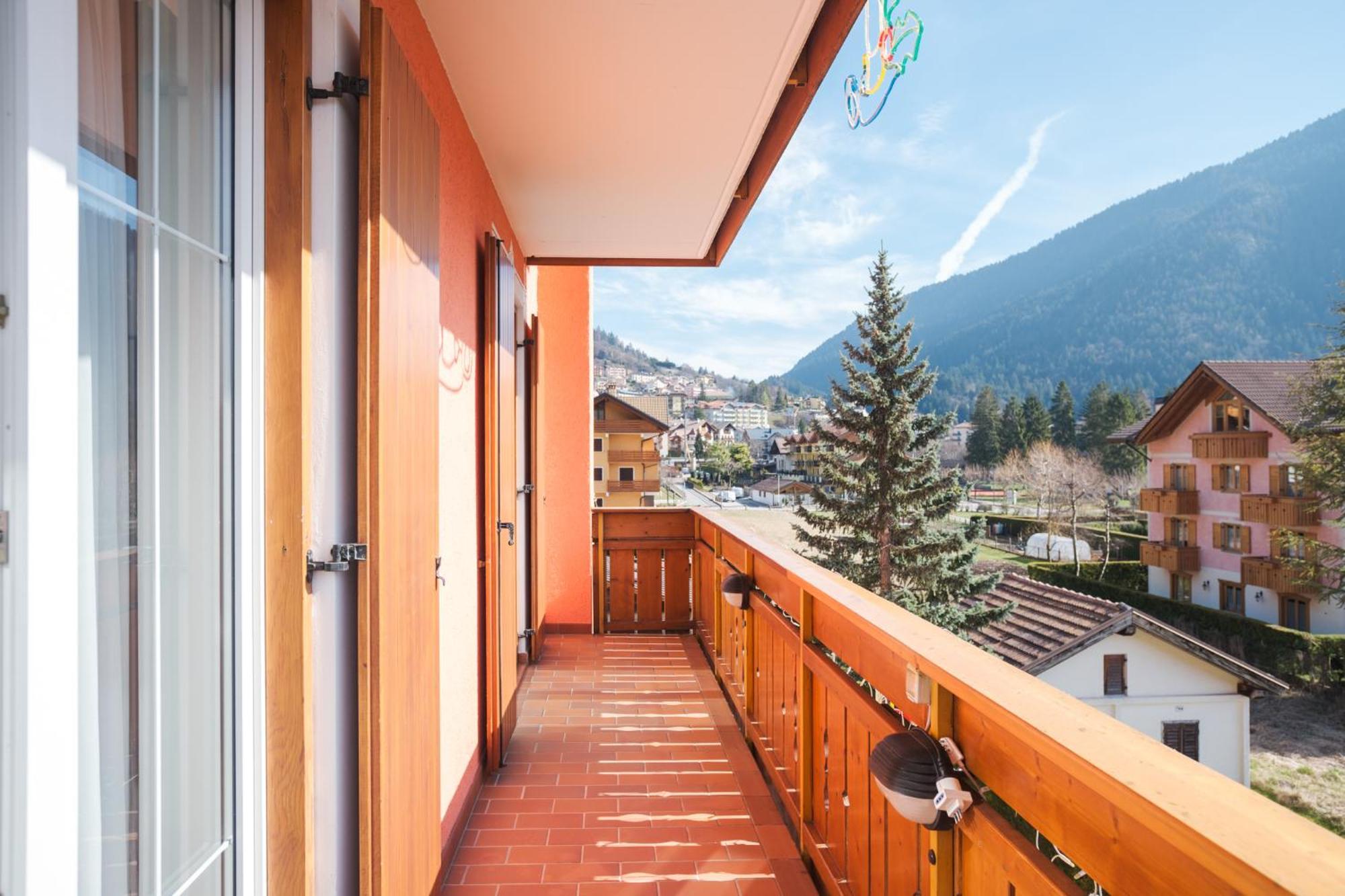 Residence Al Caminetto Мольвено Экстерьер фото