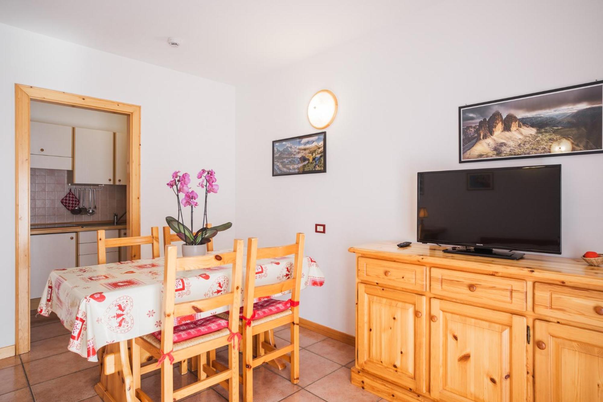 Residence Al Caminetto Мольвено Экстерьер фото