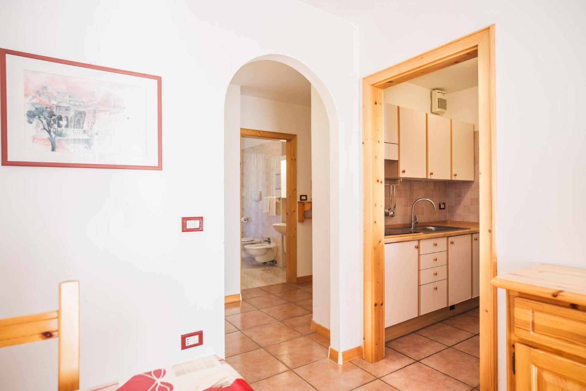 Residence Al Caminetto Мольвено Экстерьер фото