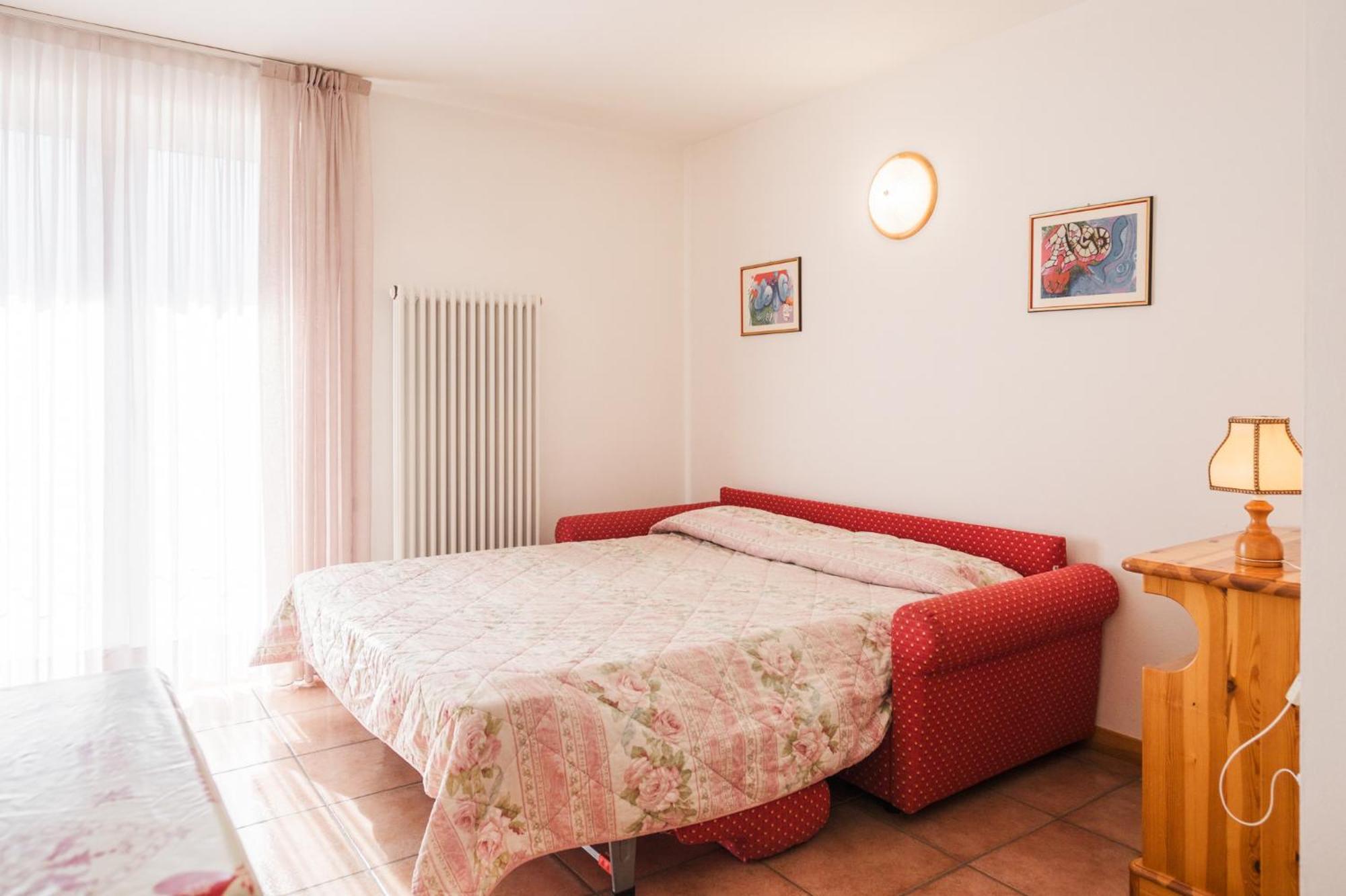 Residence Al Caminetto Мольвено Экстерьер фото
